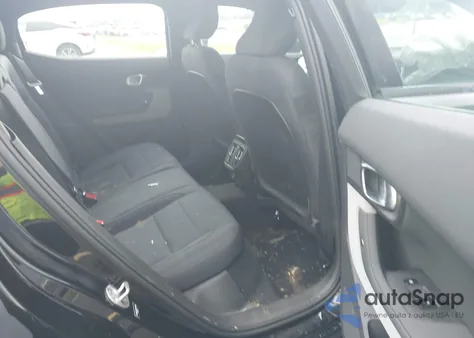 2024 Polestar 2 Long Range Dual Motor/Long Range Dual Motor Plus z USA, uszkodzony, nr VIN YSMFD3KA8RL211615